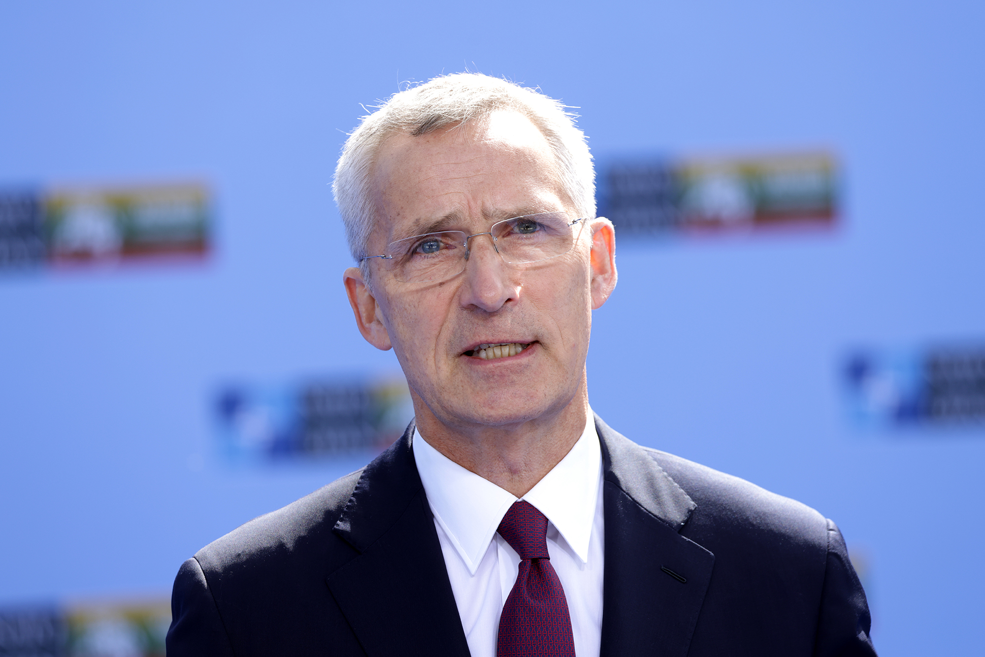 Без запрошення, але зі зброєю та гарантіями. Чим для України закінчився саміт НАТО